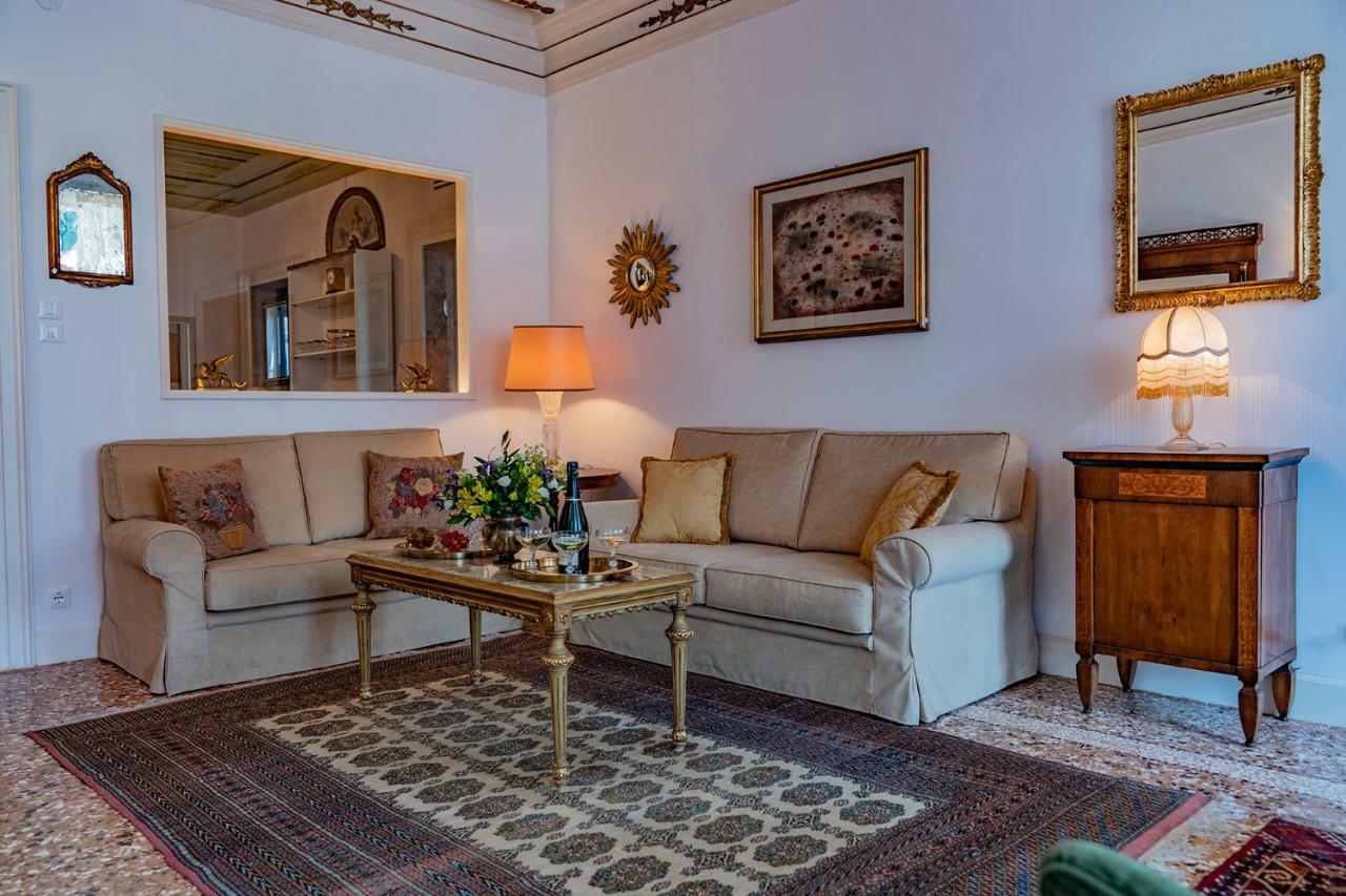Apartment Ca' Fornoni Grand Canal Venedig