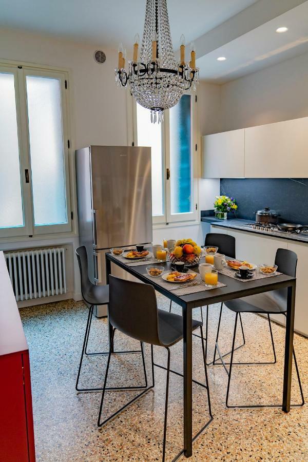 Ca' Fornoni Grand Canal Apartment Venedig