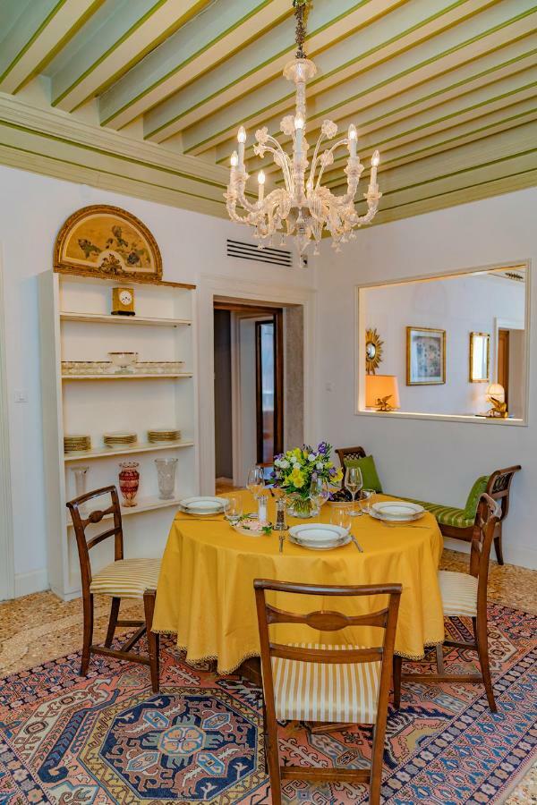 Ca' Fornoni Grand Canal Apartment